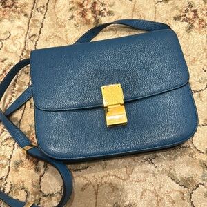 Celine box in calf leather. Medium size. Great like new condition with tag